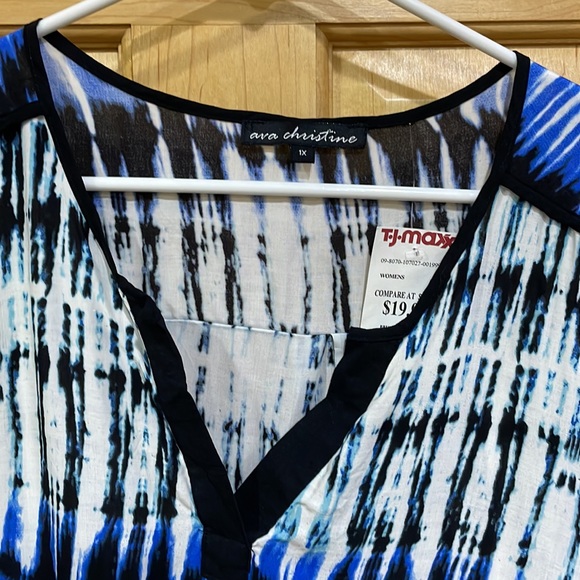 Ava Christine tie dye blue white v-neck tunic top size 1x - Picture 3 of 12